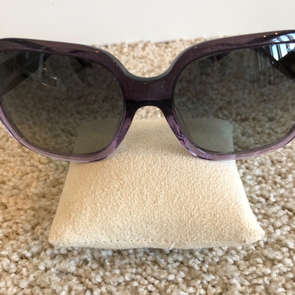 CHANEL SUNGLASSES - Picture 8 of 9